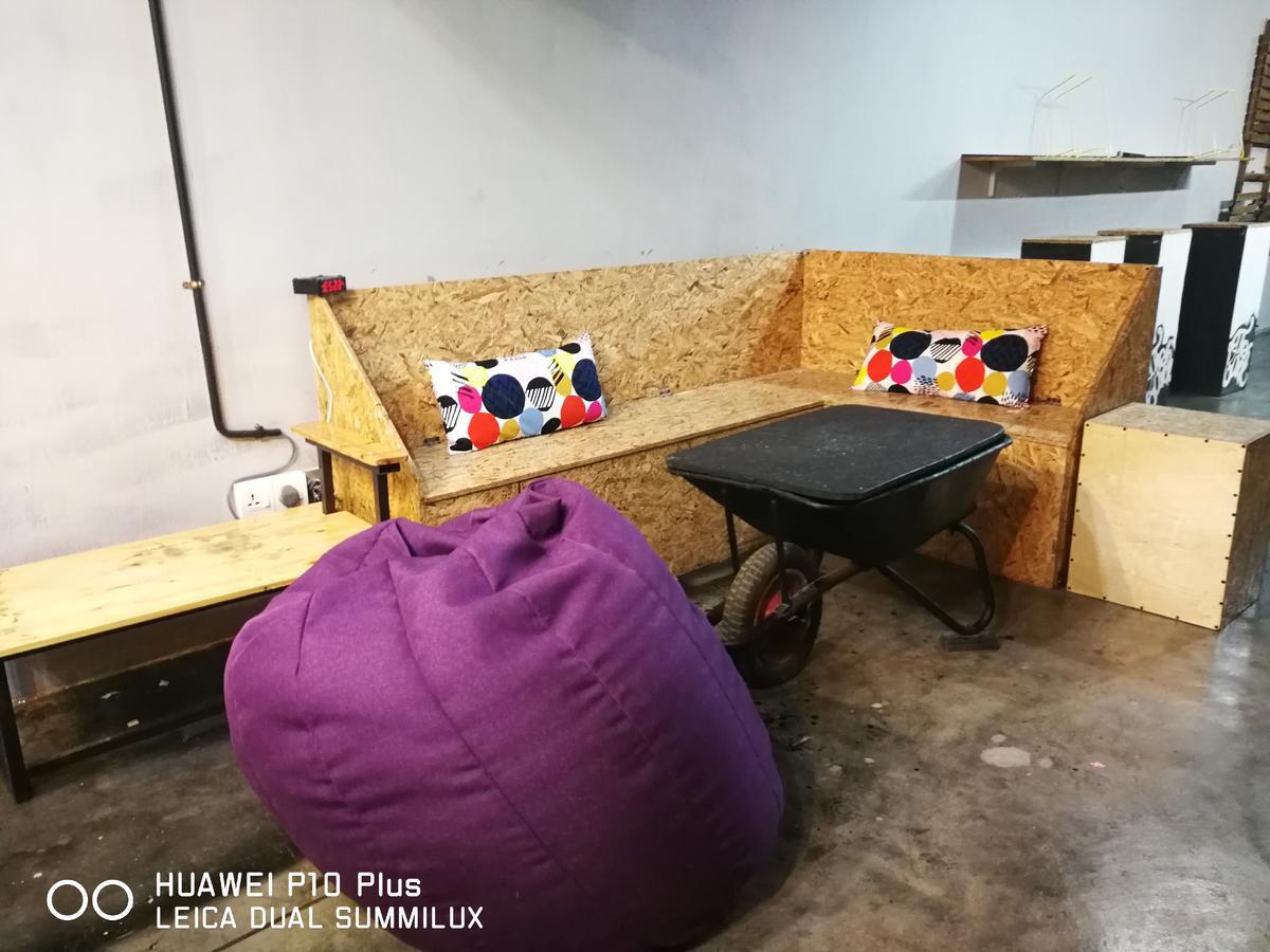The Bunk Backpackers Hostel By Fleur Sepang Zewnętrze zdjęcie